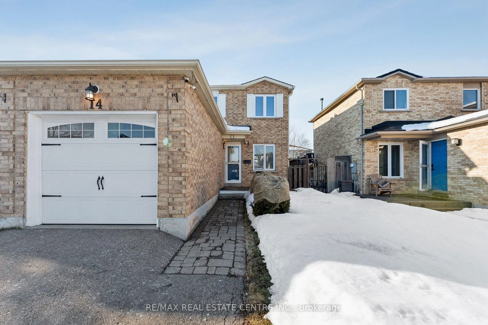Photo 3 of 14 Glenmanor Drive, Brampton, Heart Lake West — HOMEH