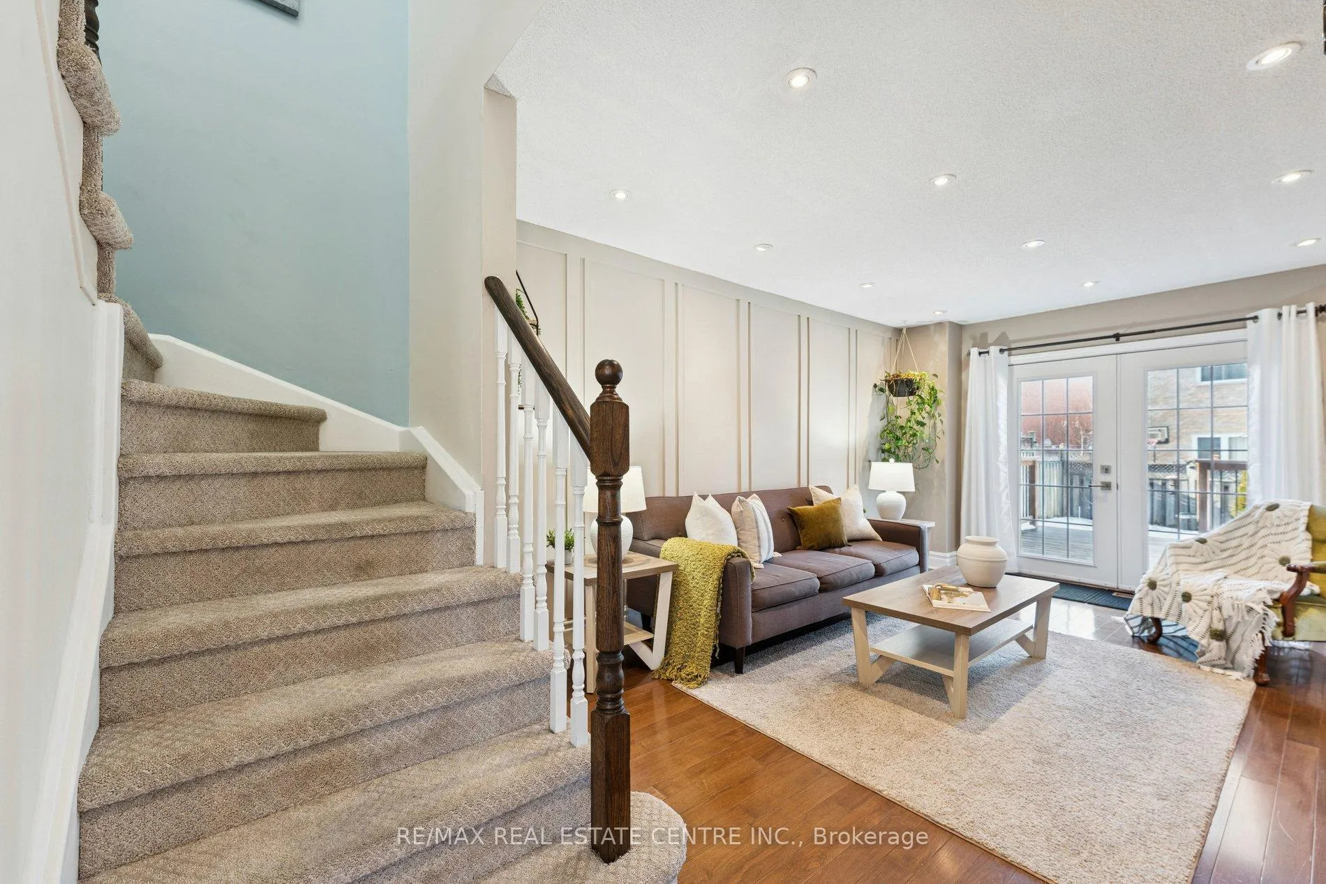 Photo 8 of 14 Glenmanor Drive, Brampton, Heart Lake West — HOMEH
