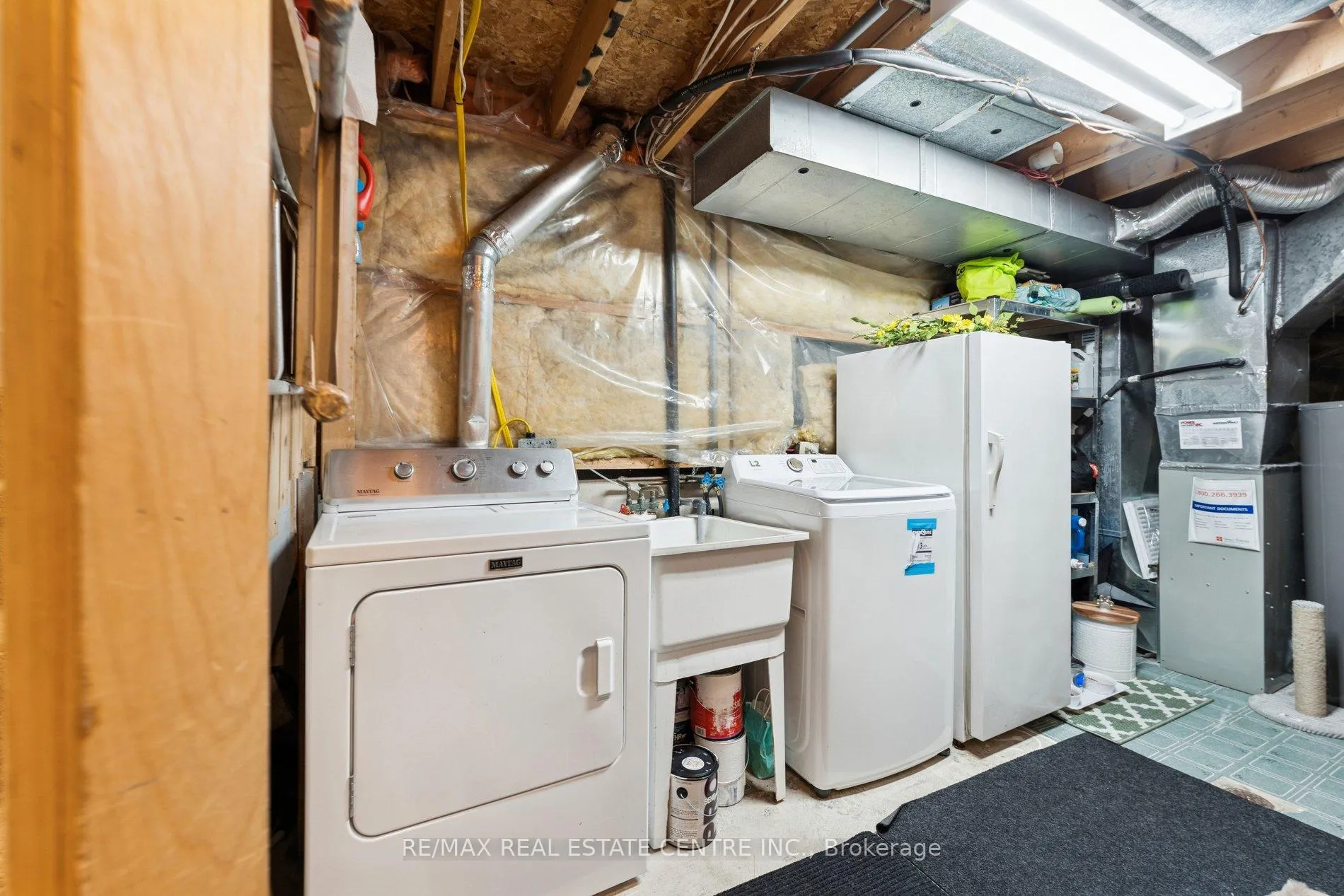 Photo 39 of 14 Glenmanor Drive, Brampton, Heart Lake West — HOMEH