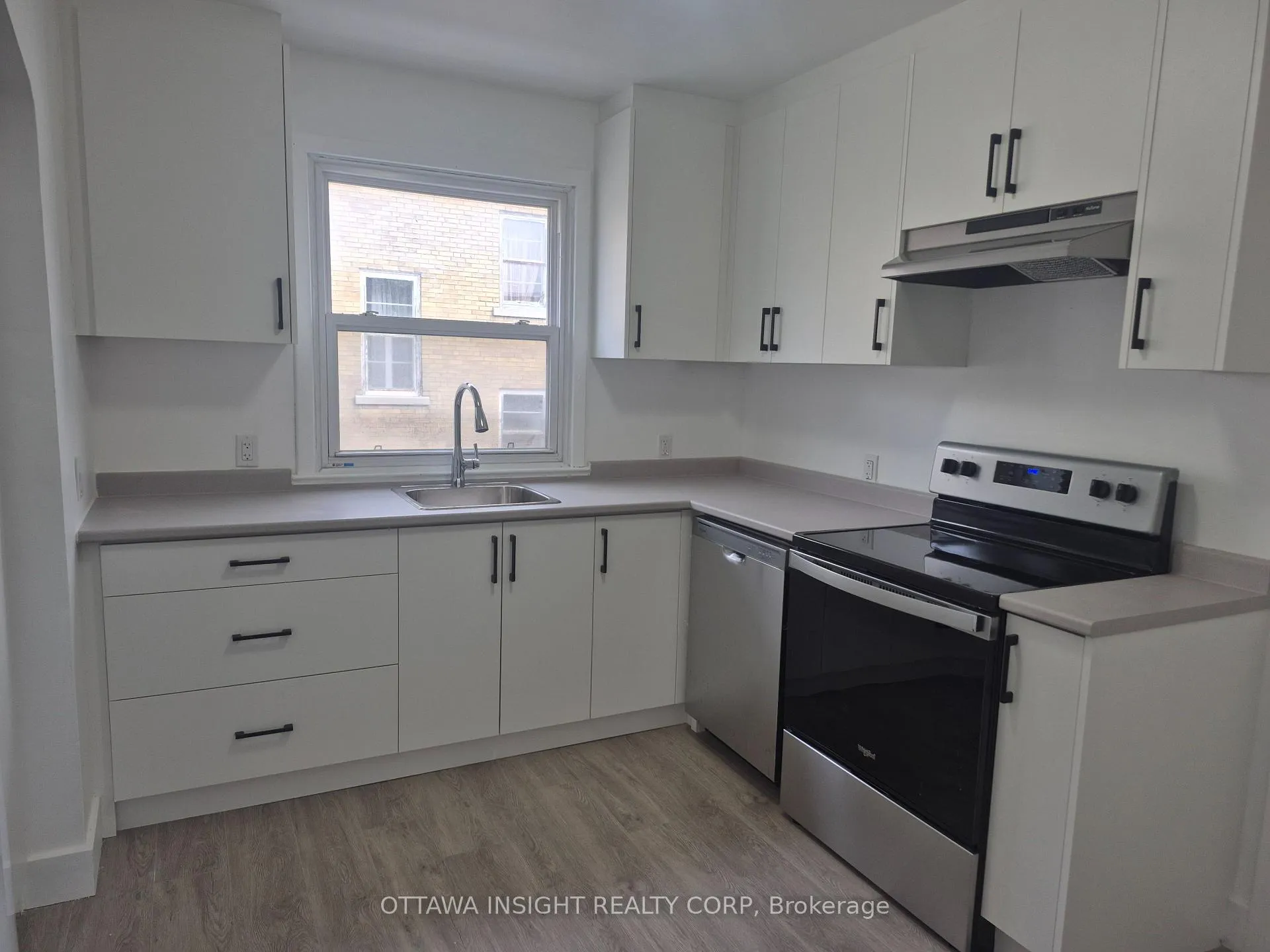 Photo 8 of Unit 5, 649 Rideau Street, Ottawa, Lower Town — HOMEH