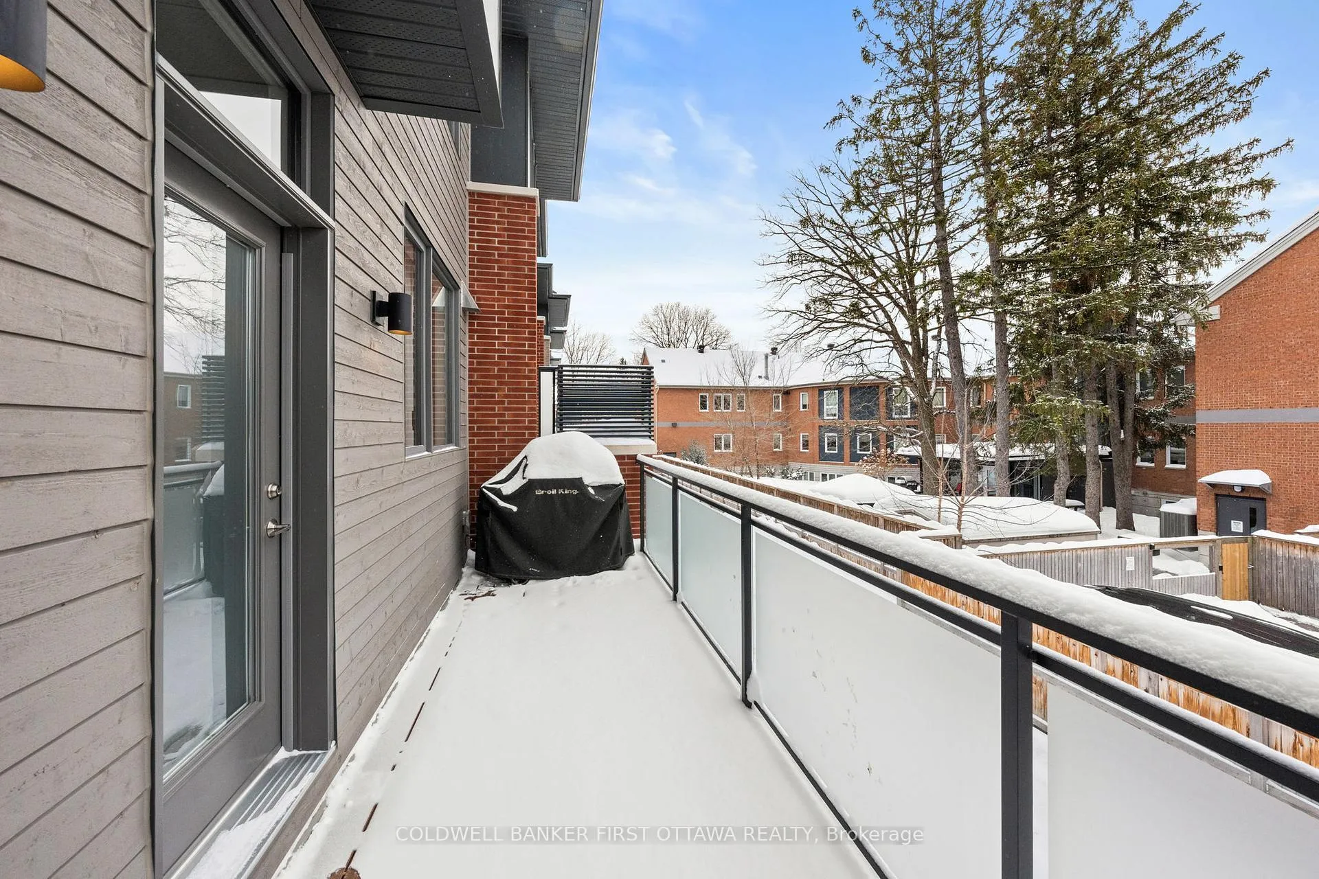 Photo 20 of 524 Edison Avenue, Ottawa, McKellar/Highland — HOMEH