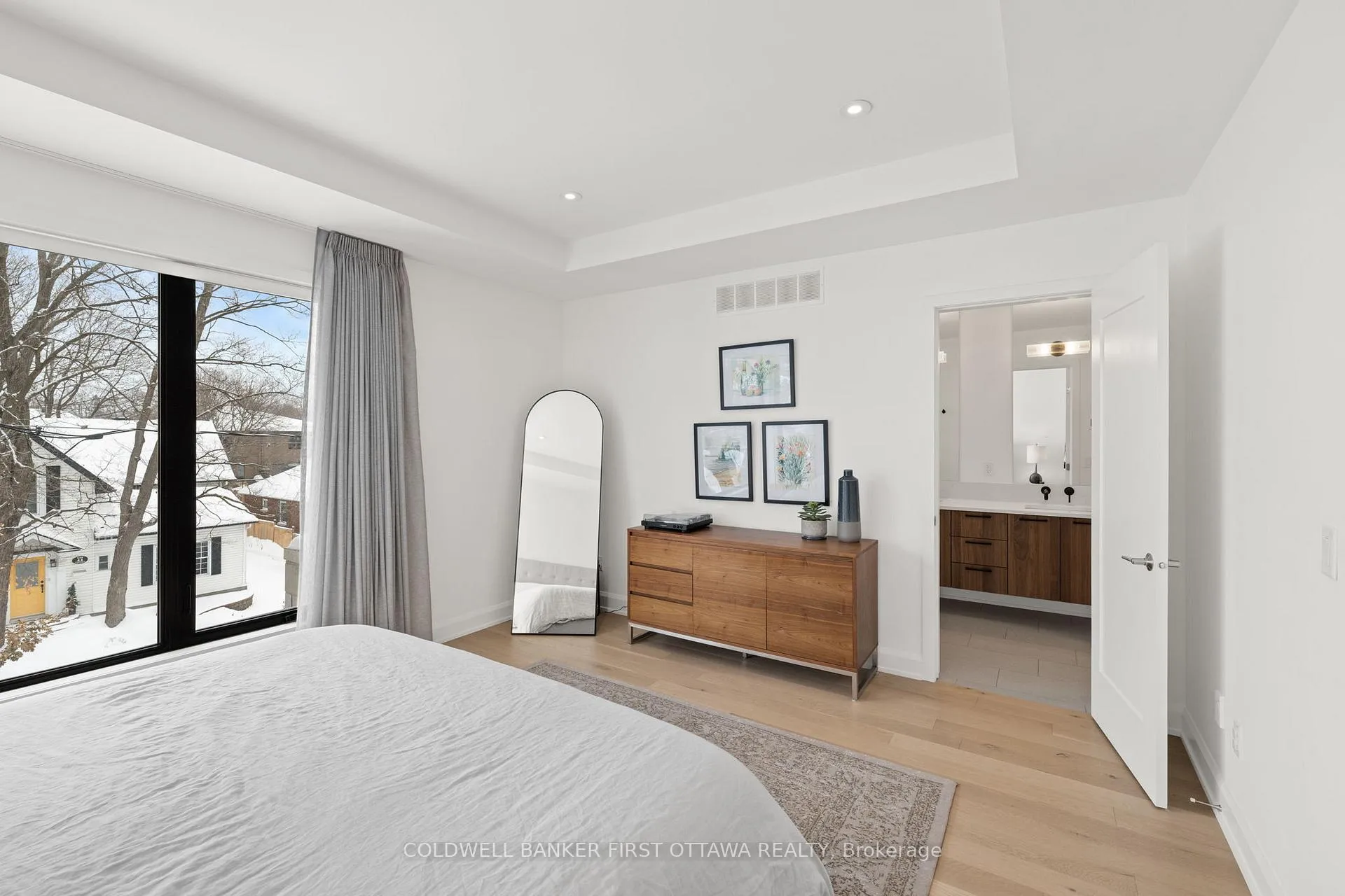 Photo 24 of 524 Edison Avenue, Ottawa, McKellar/Highland — HOMEH