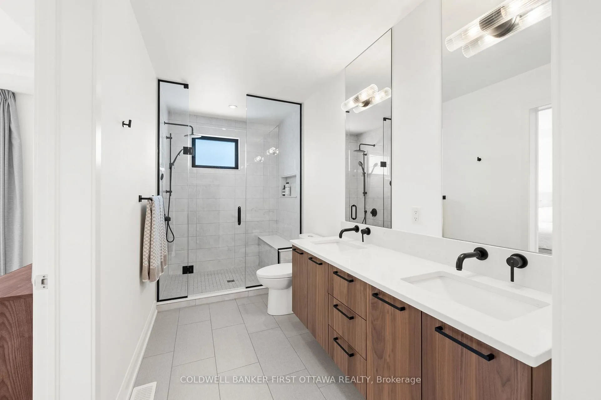 Photo 25 of 524 Edison Avenue, Ottawa, McKellar/Highland — HOMEH