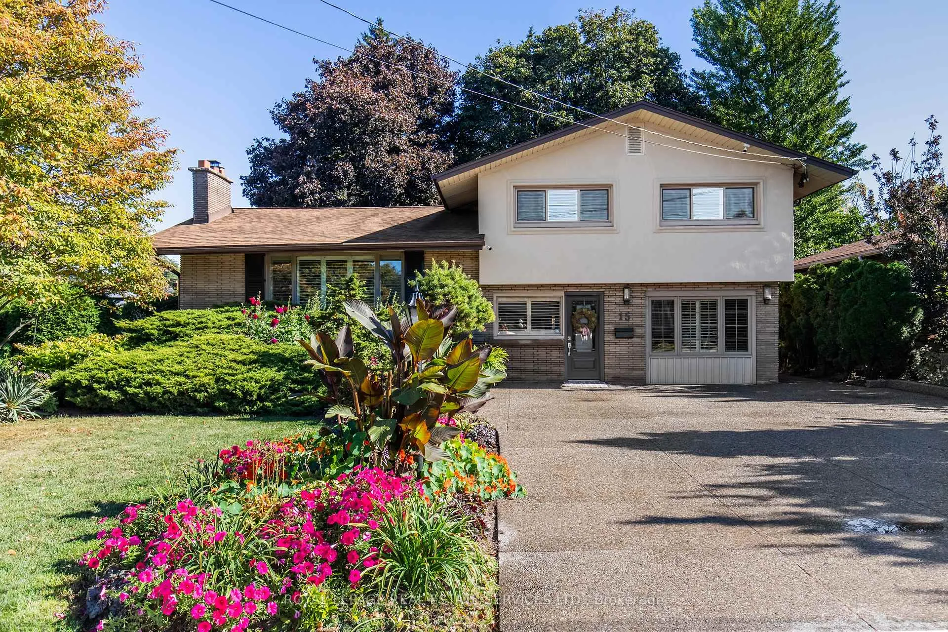 Photo 1 of 15 Belair Drive, Hamilton, Centremount — HOMEH
