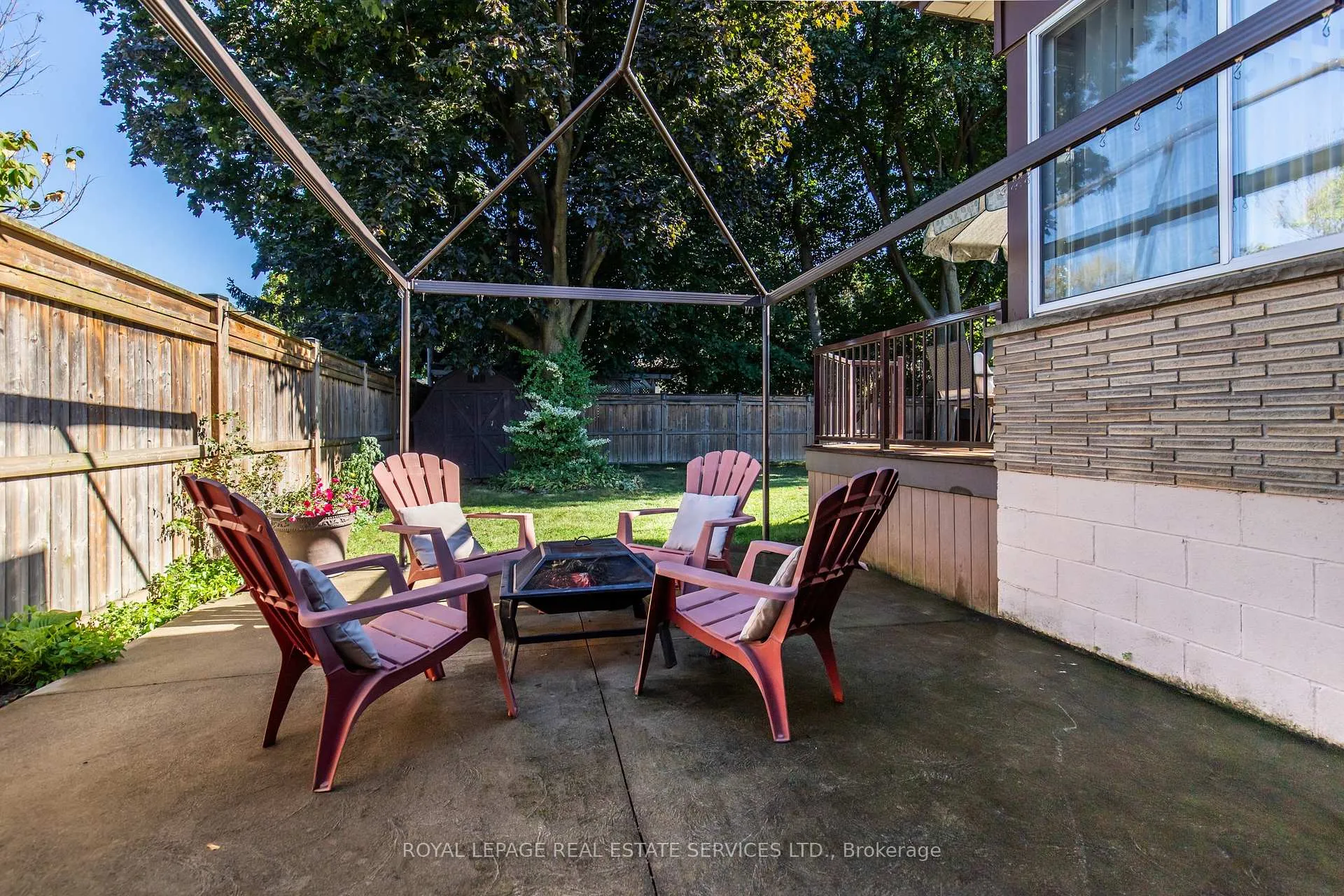 Photo 40 of 15 Belair Drive, Hamilton, Centremount — HOMEH