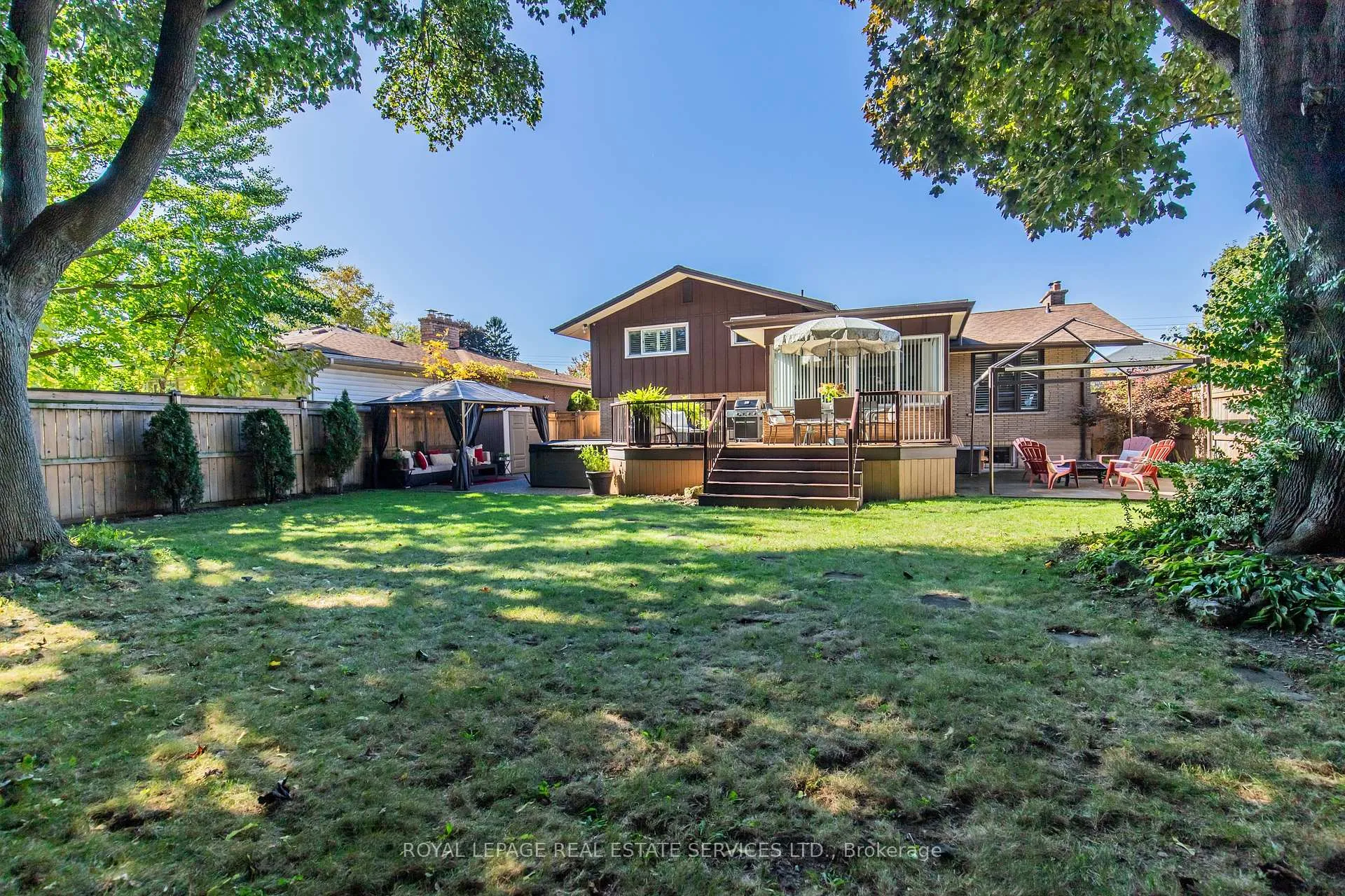 Photo 45 of 15 Belair Drive, Hamilton, Centremount — HOMEH