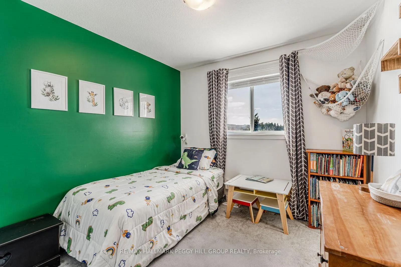Photo 7 of 22 Michael Crescent, Barrie, East Bayfield — HOMEH