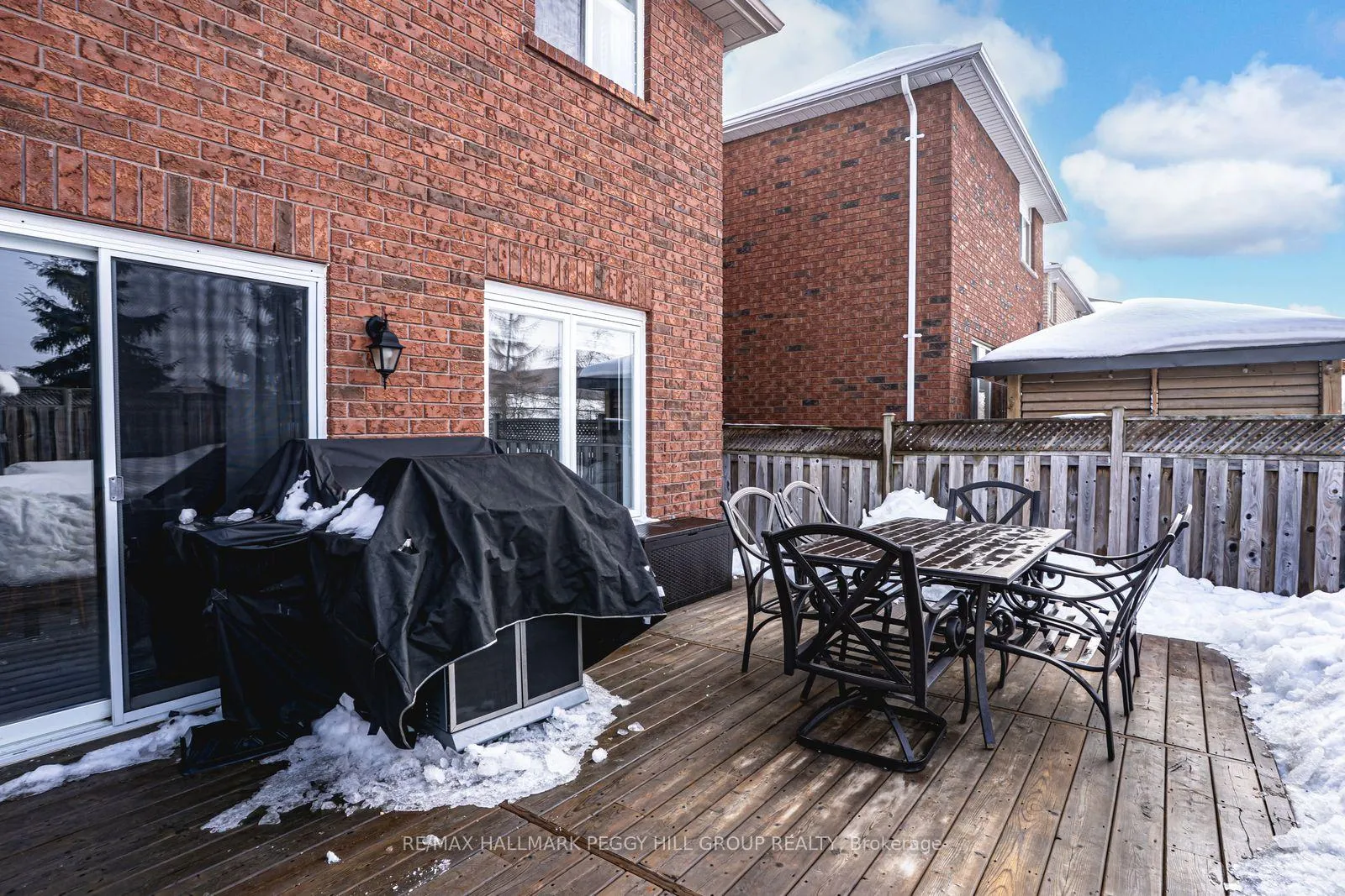 Photo 10 of 22 Michael Crescent, Barrie, East Bayfield — HOMEH