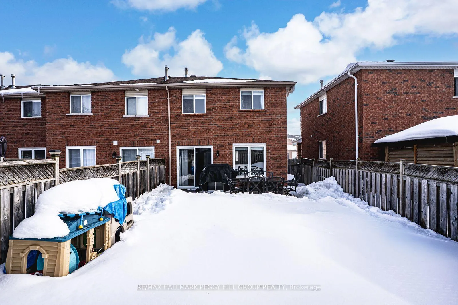 Photo 11 of 22 Michael Crescent, Barrie, East Bayfield — HOMEH