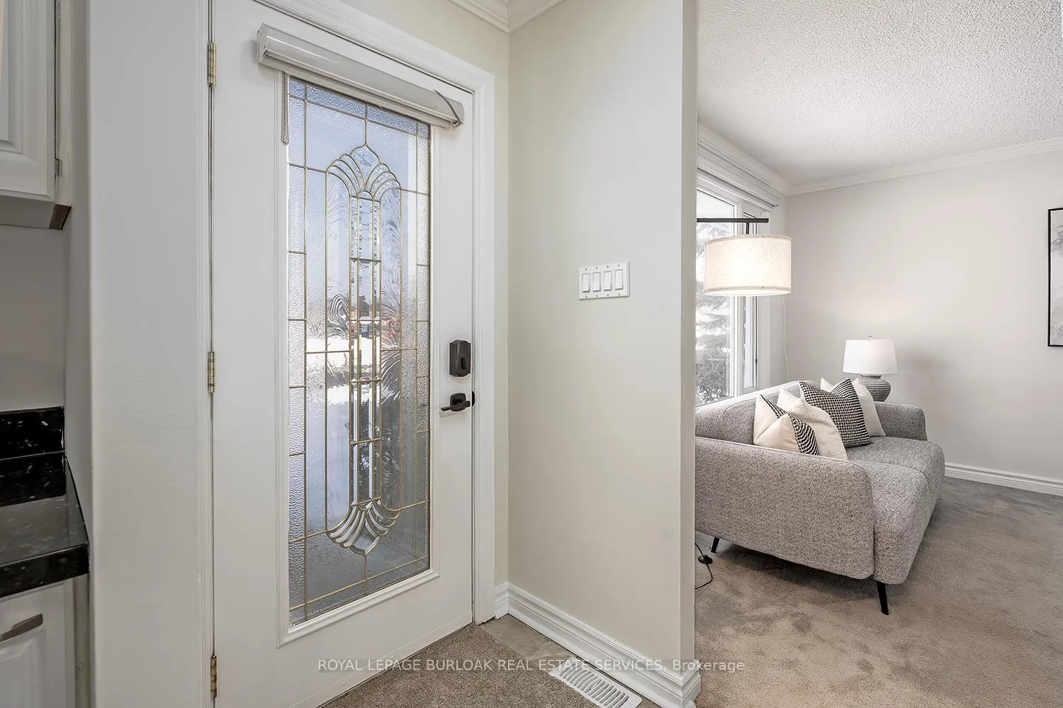 Photo 2 of 33 Gemini Drive, Hamilton, Gilkson — HOMEH