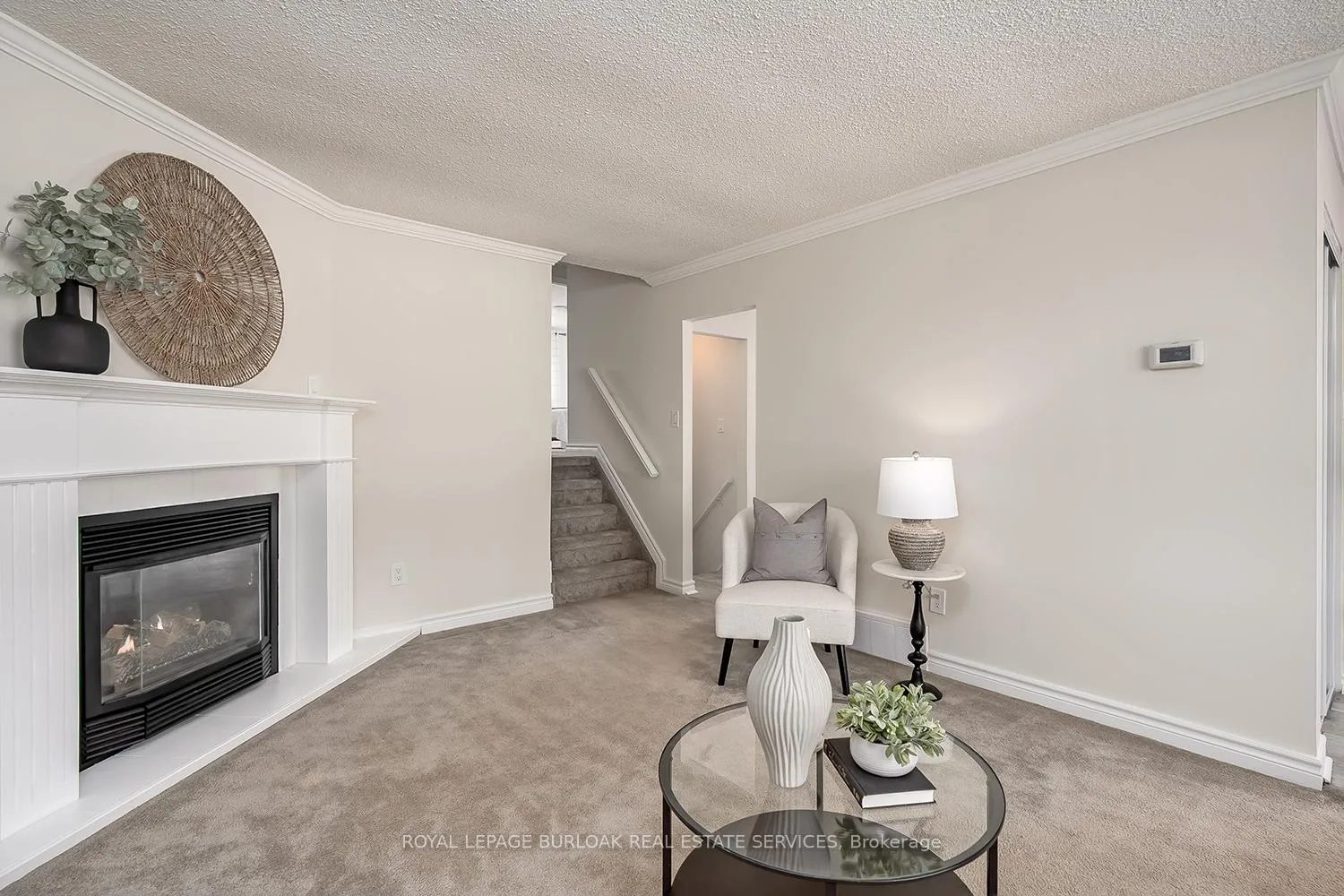 Photo 4 of 33 Gemini Drive, Hamilton, Gilkson — HOMEH