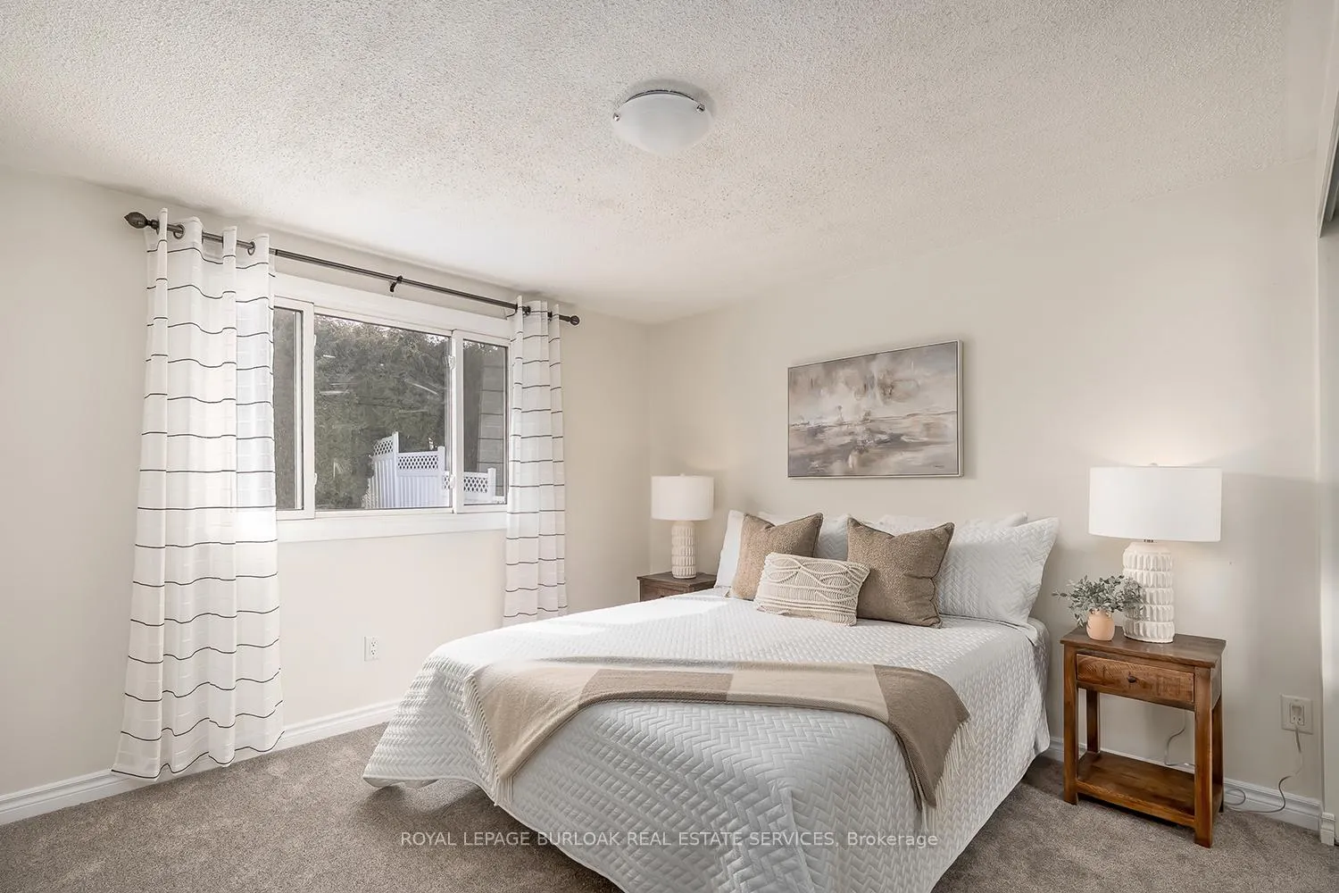 Photo 12 of 33 Gemini Drive, Hamilton, Gilkson — HOMEH