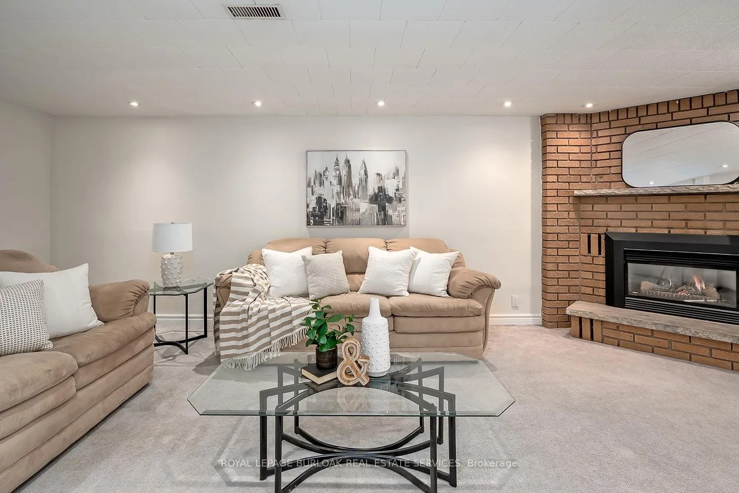 Photo 17 of 33 Gemini Drive, Hamilton, Gilkson — HOMEH