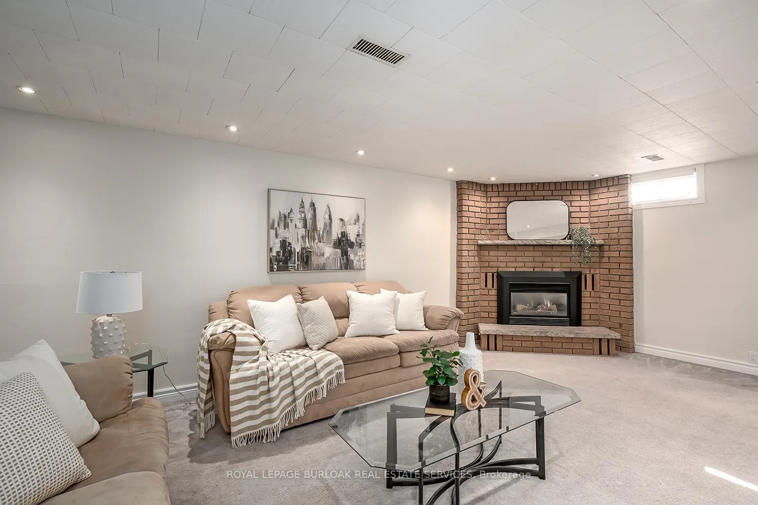 Photo 18 of 33 Gemini Drive, Hamilton, Gilkson — HOMEH