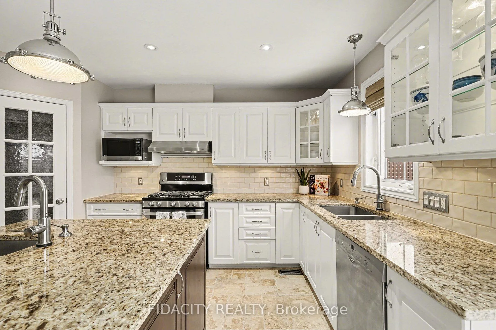 Photo 9 of 50 Sirocco Crescent, Ottawa, Stittsville (North) — HOMEH