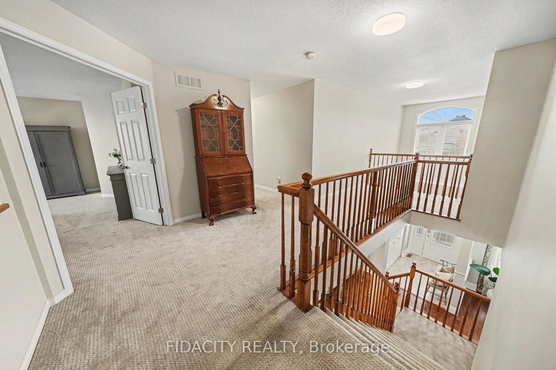 Photo 18 of 50 Sirocco Crescent, Ottawa, Stittsville (North) — HOMEH