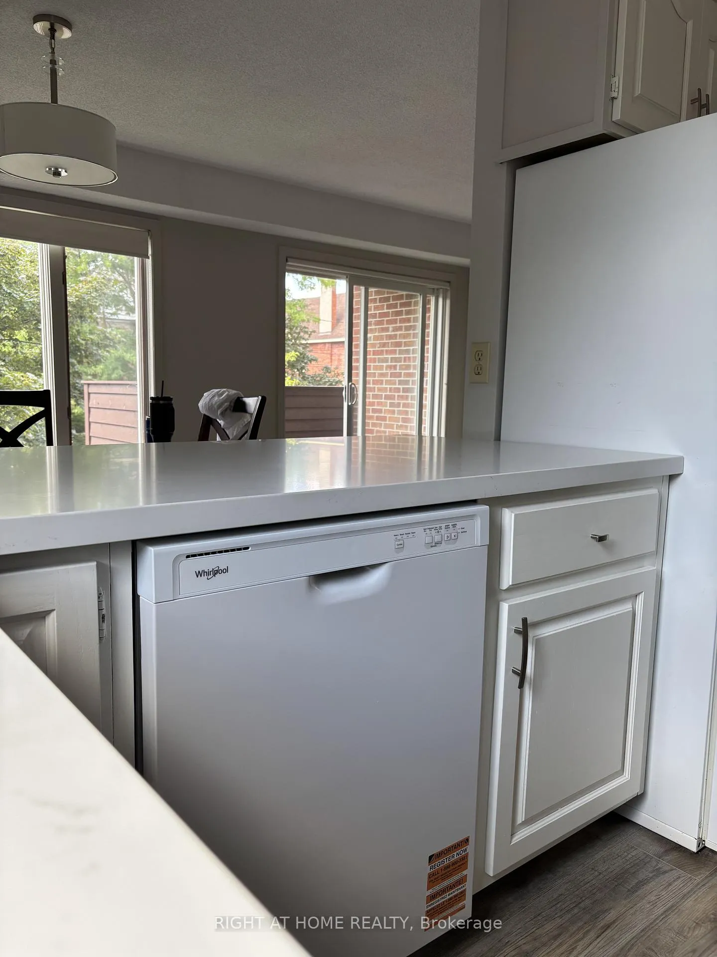 Photo 10 of Unit 4, 215 Pine Street, Collingwood — HOMEH