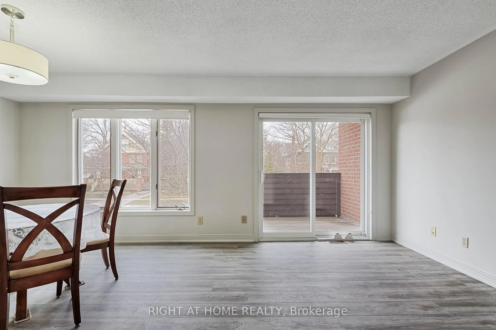 Photo 13 of Unit 4, 215 Pine Street, Collingwood — HOMEH