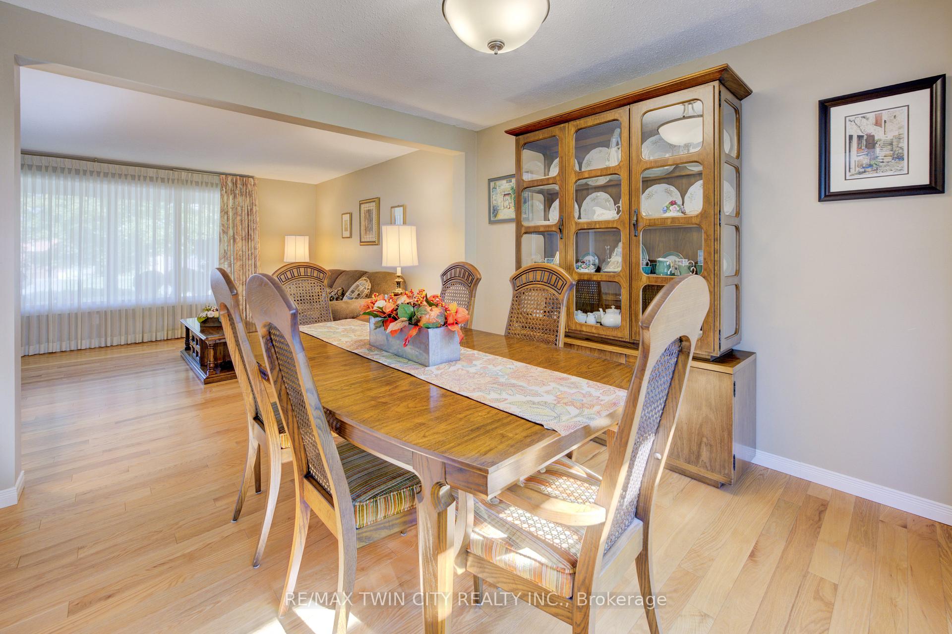 Photo 6 of 176 Morrison Road, Kitchener — HOMEH