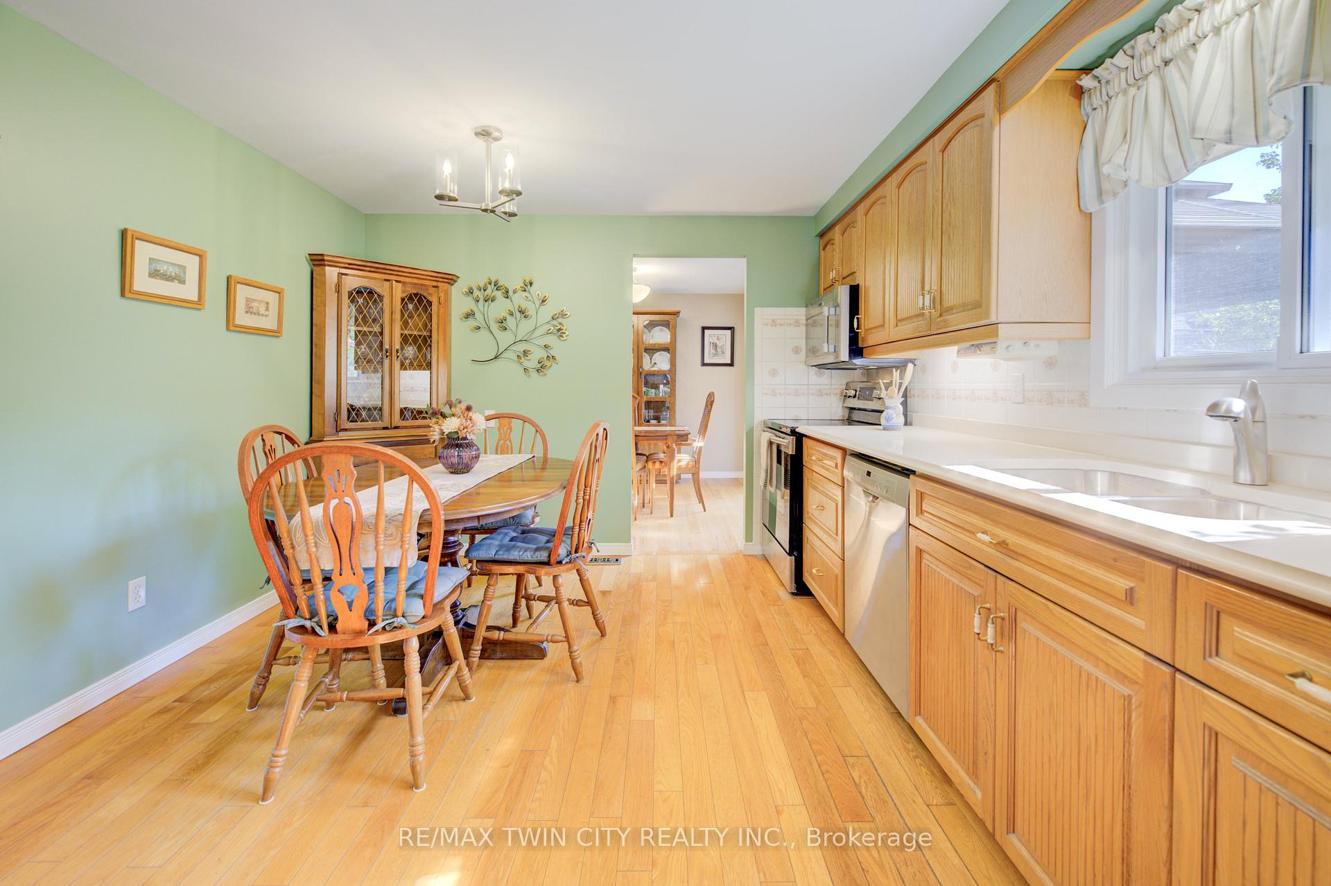 Photo 9 of 176 Morrison Road, Kitchener — HOMEH