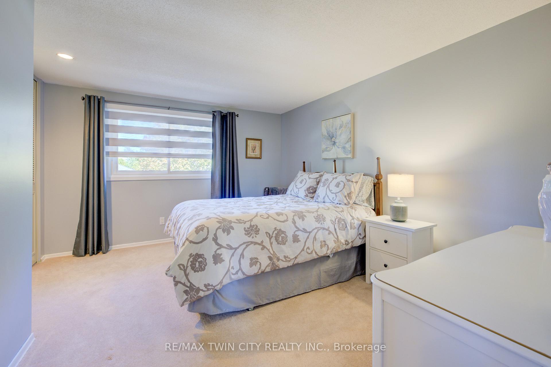 Photo 13 of 176 Morrison Road, Kitchener — HOMEH