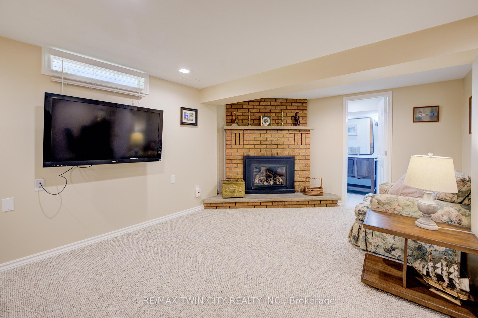 Photo 19 of 176 Morrison Road, Kitchener — HOMEH