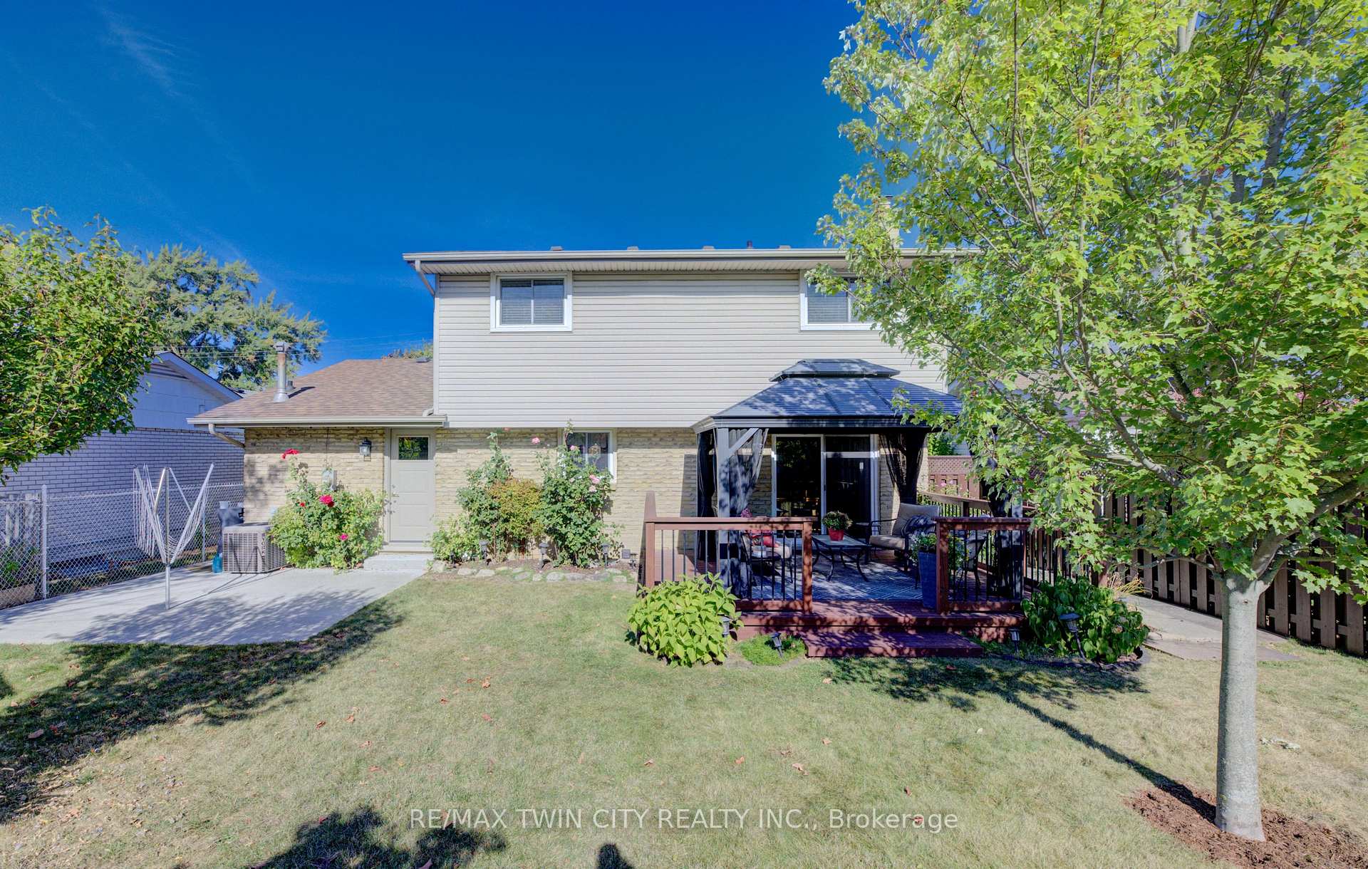 Photo 24 of 176 Morrison Road, Kitchener — HOMEH