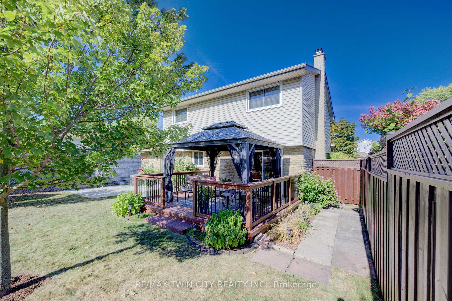 Photo 25 of 176 Morrison Road, Kitchener — HOMEH