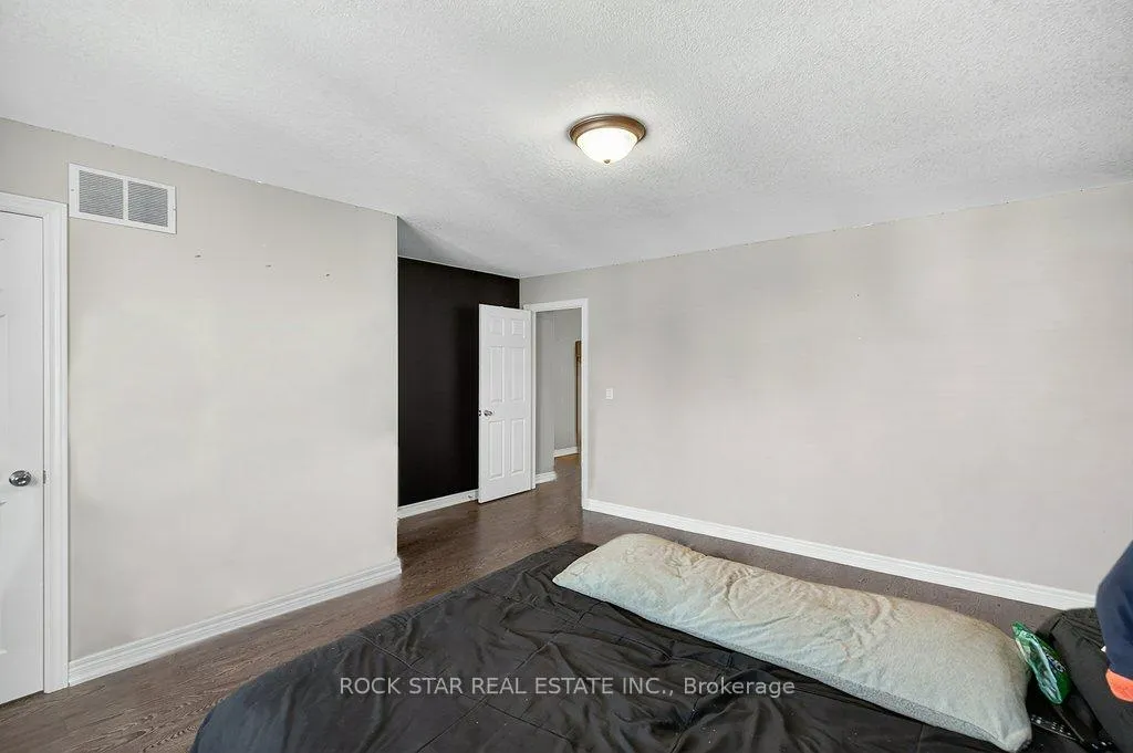 Photo 17 of 205B Marlborough Street, Brantford, East Ward — HOMEH