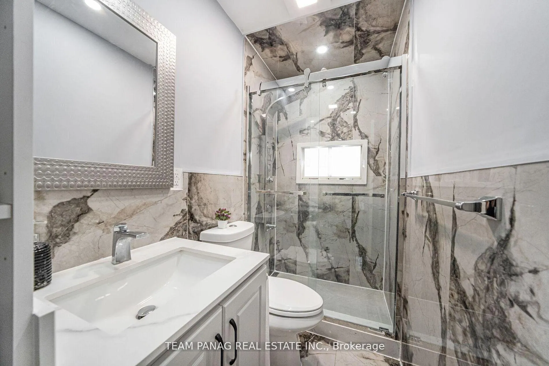 Photo 21 of 8 Benton Street, Brampton, Brampton East — HOMEH