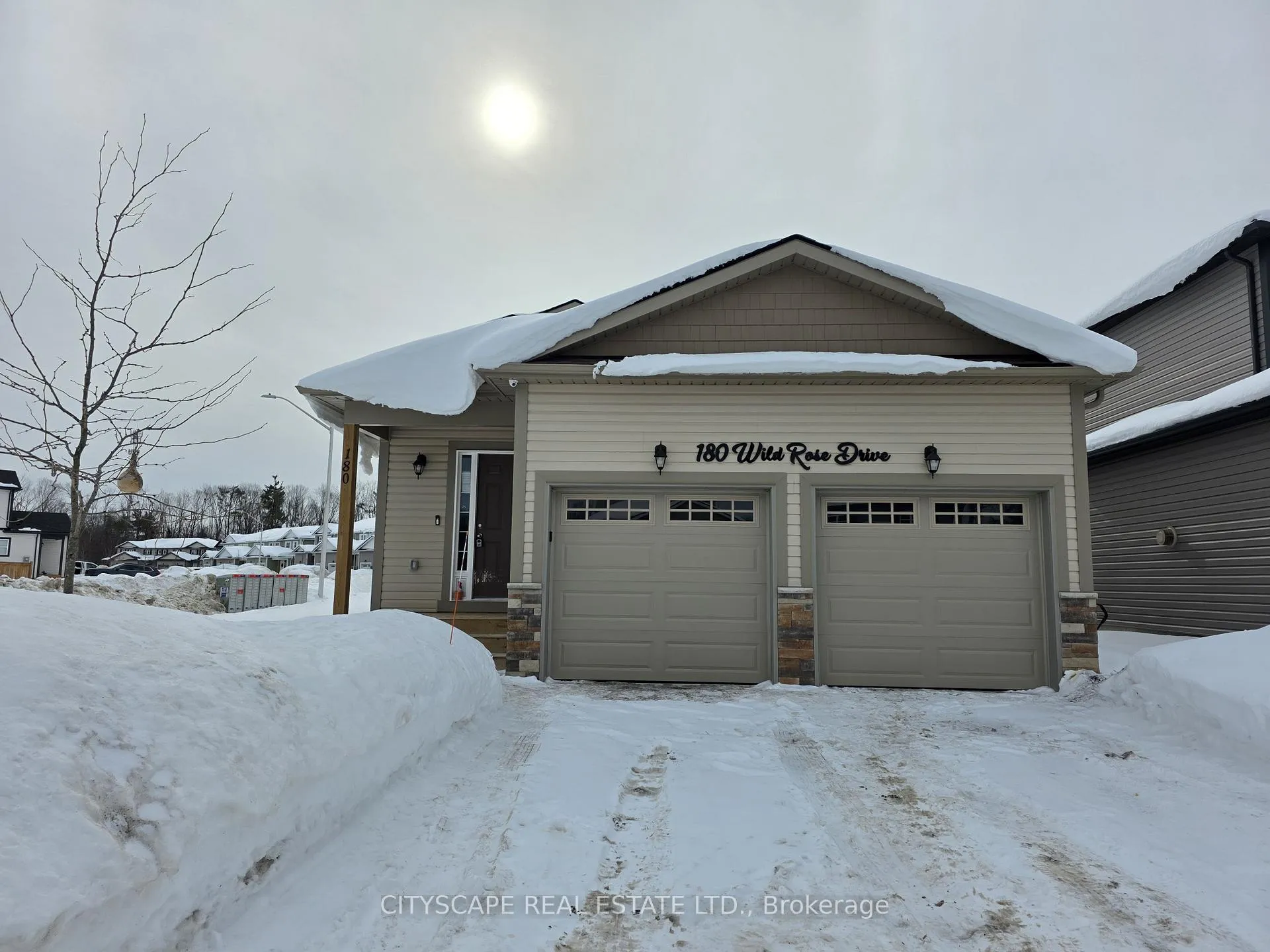 Photo 4 of 180 Wild Rose Drive, Gravenhurst, Muskoka (S) — HOMEH