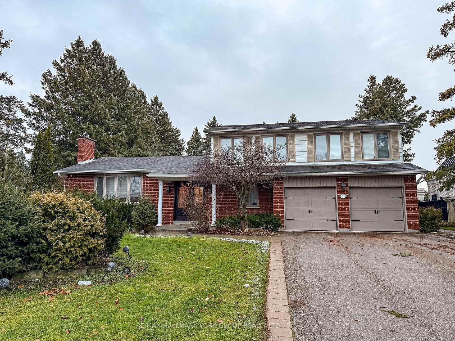 Front of 225 Patricia Drive
