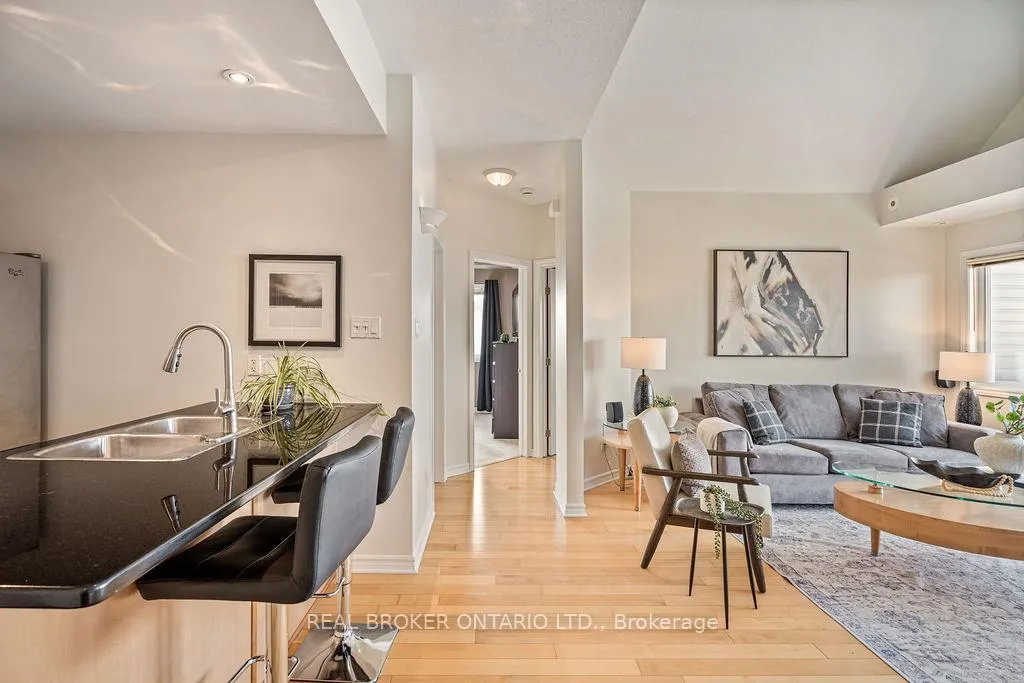 Photo 16 of Unit 10, 165 Waterbridge Drive, Ottawa, Barrhaven East — HOMEH