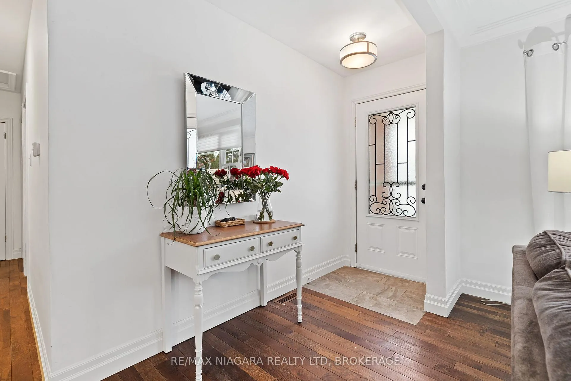 Photo 2 of 13 Robert Street, St. Catharines, Port Dalhousie — HOMEH