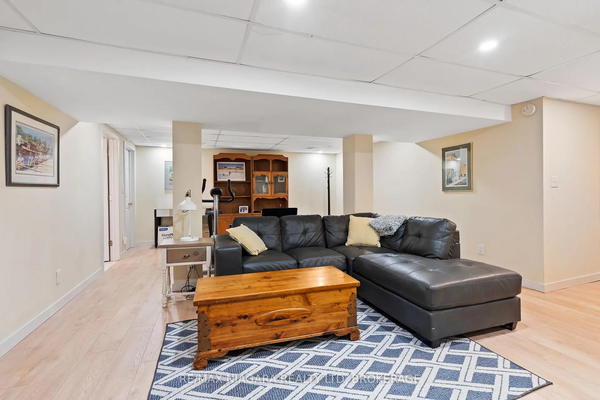 Photo 18 of 13 Robert Street, St. Catharines, Port Dalhousie — HOMEH