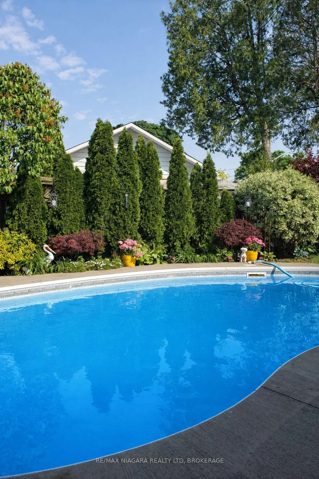 Photo 28 of 13 Robert Street, St. Catharines, Port Dalhousie — HOMEH