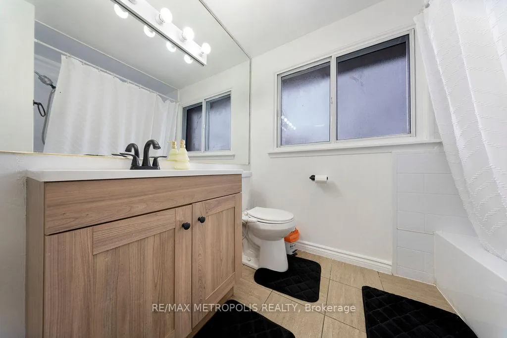 Photo 14 of 295 Fleetwood Crescent, Brampton, Southgate — HOMEH