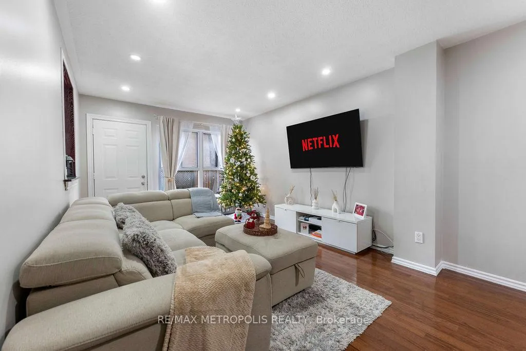 Photo 16 of 295 Fleetwood Crescent, Brampton, Southgate — HOMEH