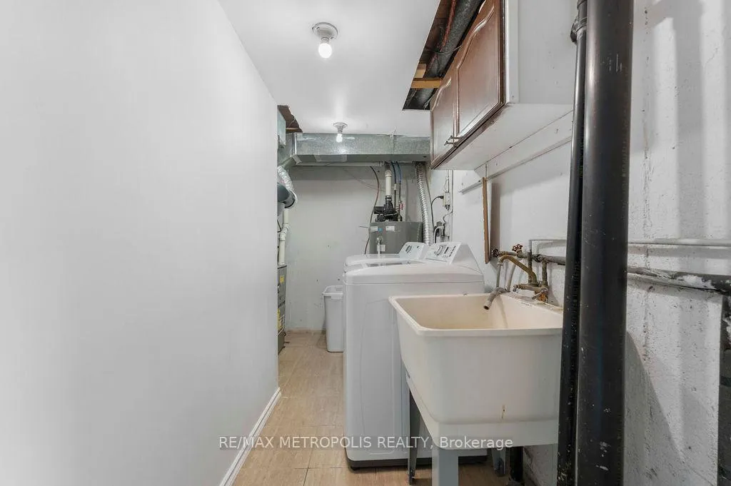 Photo 32 of 295 Fleetwood Crescent, Brampton, Southgate — HOMEH