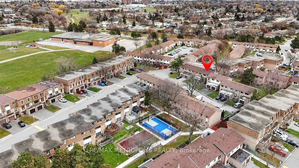 Photo 45 of 295 Fleetwood Crescent, Brampton, Southgate — HOMEH