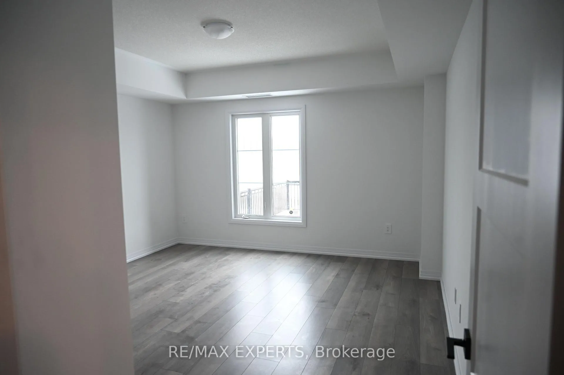 Photo 8 of Unit 115, 15 Kneeshaw Drive, Barrie, Rural Barrie Southeast — HOMEH