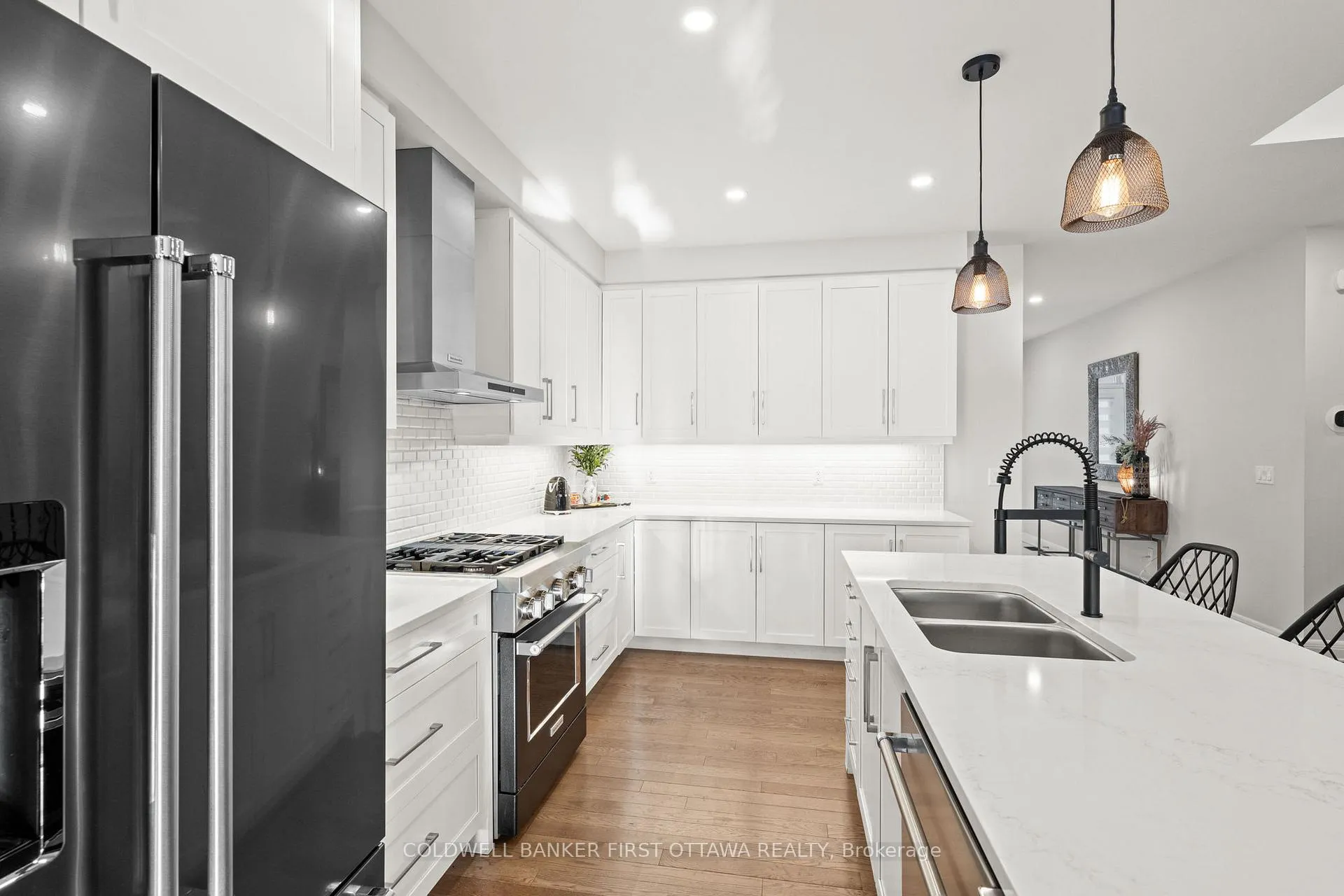 Photo 8 of 54 Stanhope Court, Ottawa, Barrhaven - Stonebridge — HOMEH