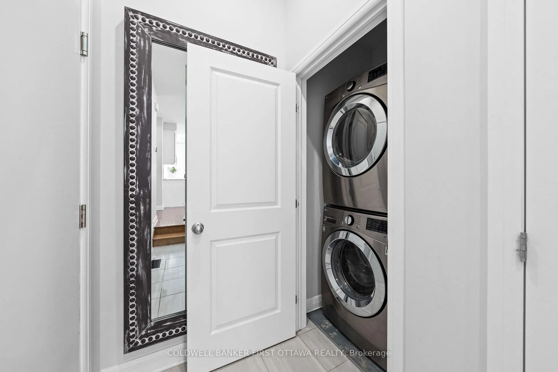 Photo 21 of 54 Stanhope Court, Ottawa, Barrhaven - Stonebridge — HOMEH