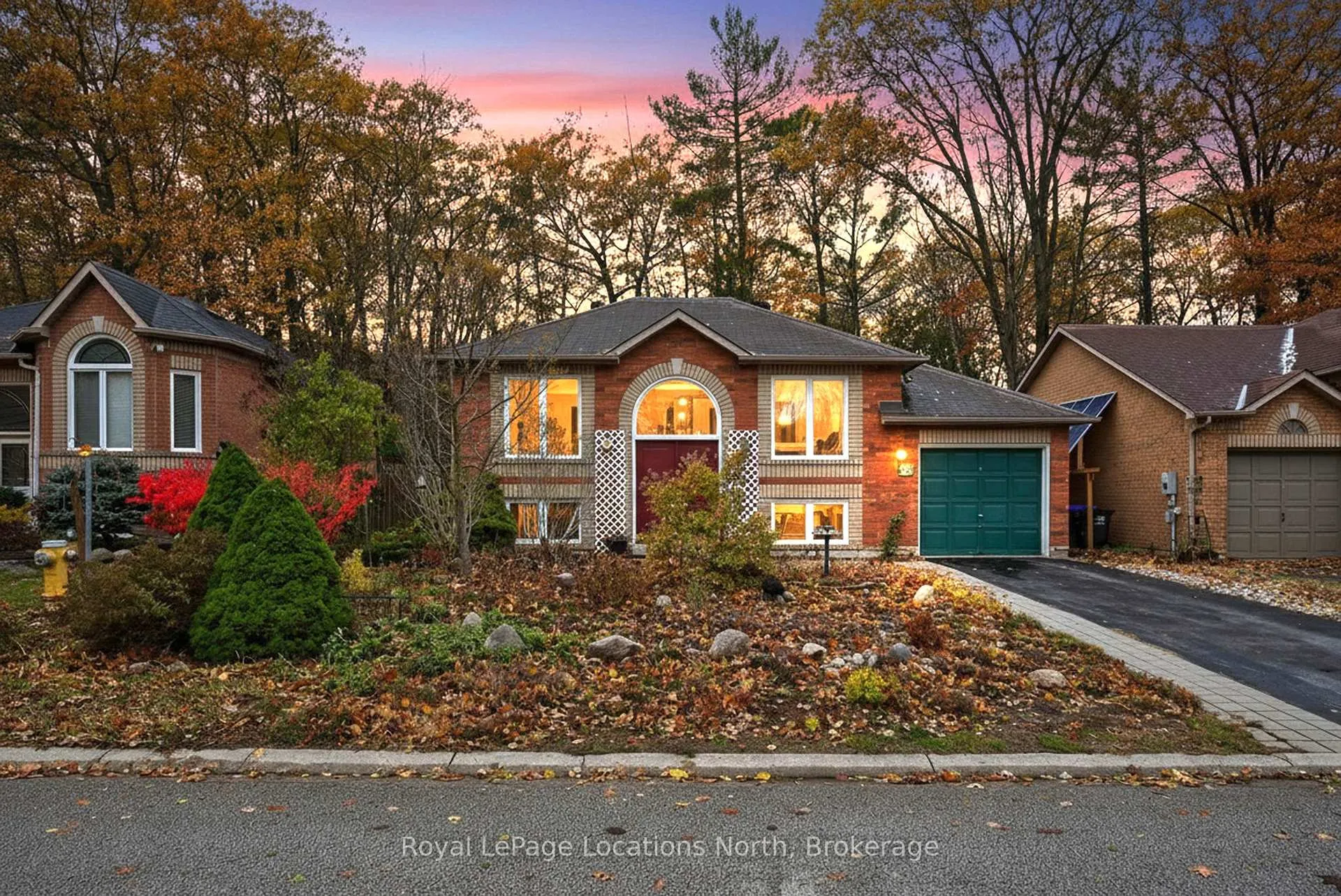 Photo 1 of 12 Brillinger Drive, Wasaga Beach — HOMEH
