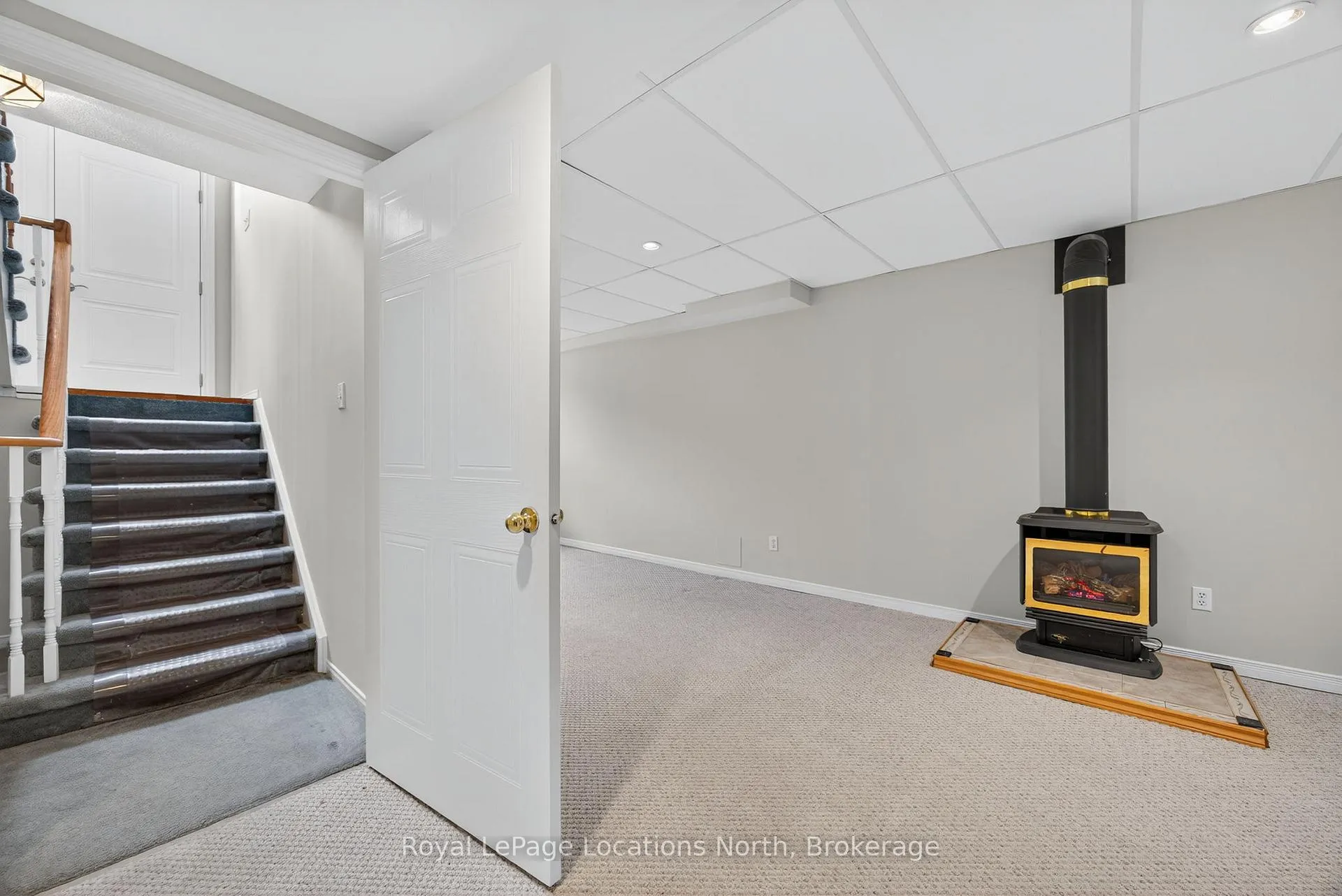 Photo 23 of 12 Brillinger Drive, Wasaga Beach — HOMEH