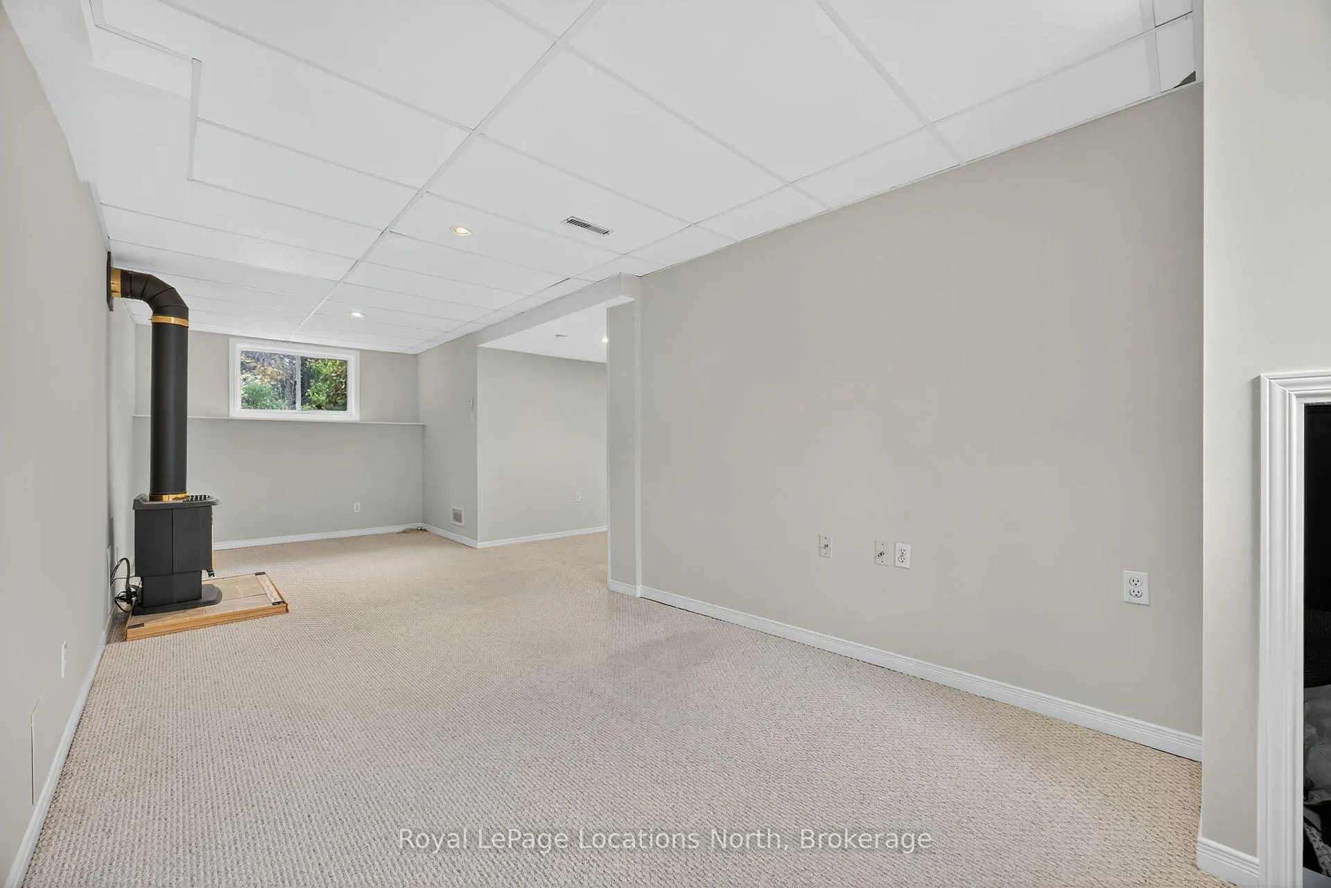 Photo 26 of 12 Brillinger Drive, Wasaga Beach — HOMEH