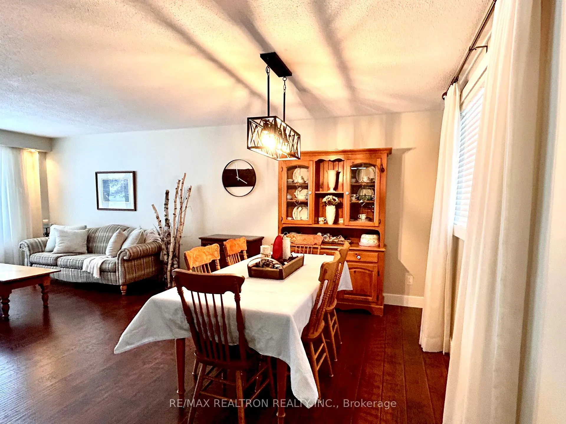 Photo 6 of 1203 St Vincent Street, Springwater, Midhurst — HOMEH