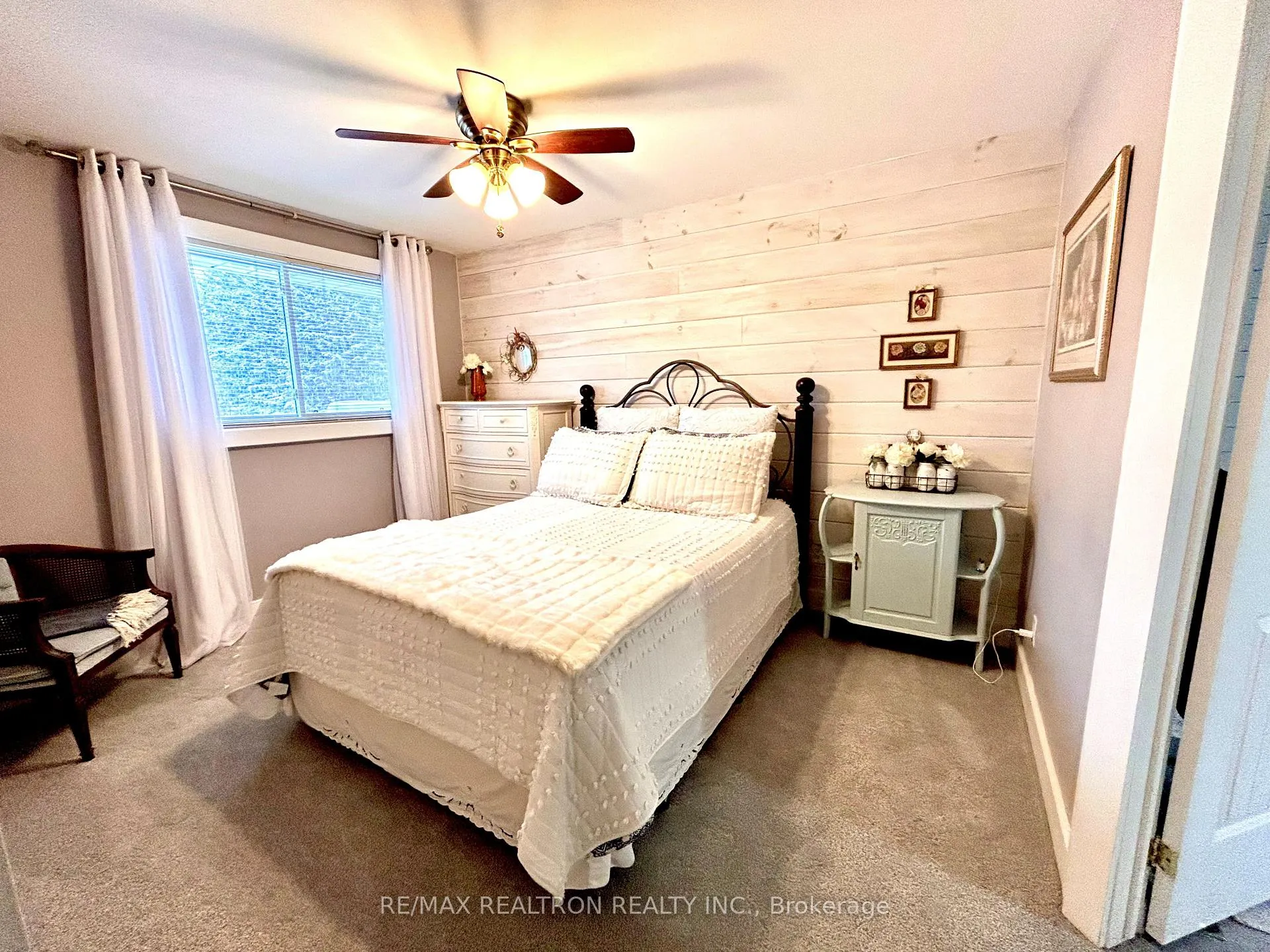 Photo 10 of 1203 St Vincent Street, Springwater, Midhurst — HOMEH