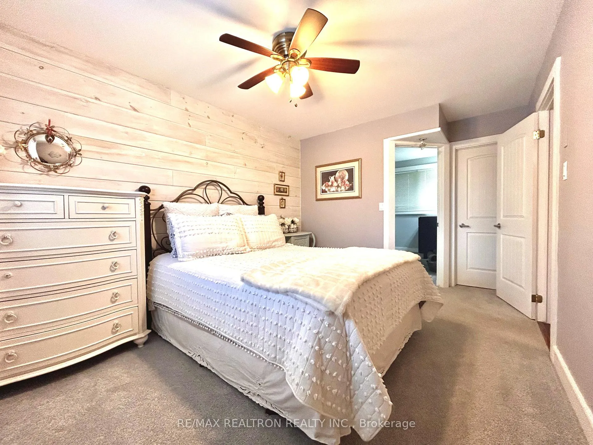 Photo 12 of 1203 St Vincent Street, Springwater, Midhurst — HOMEH