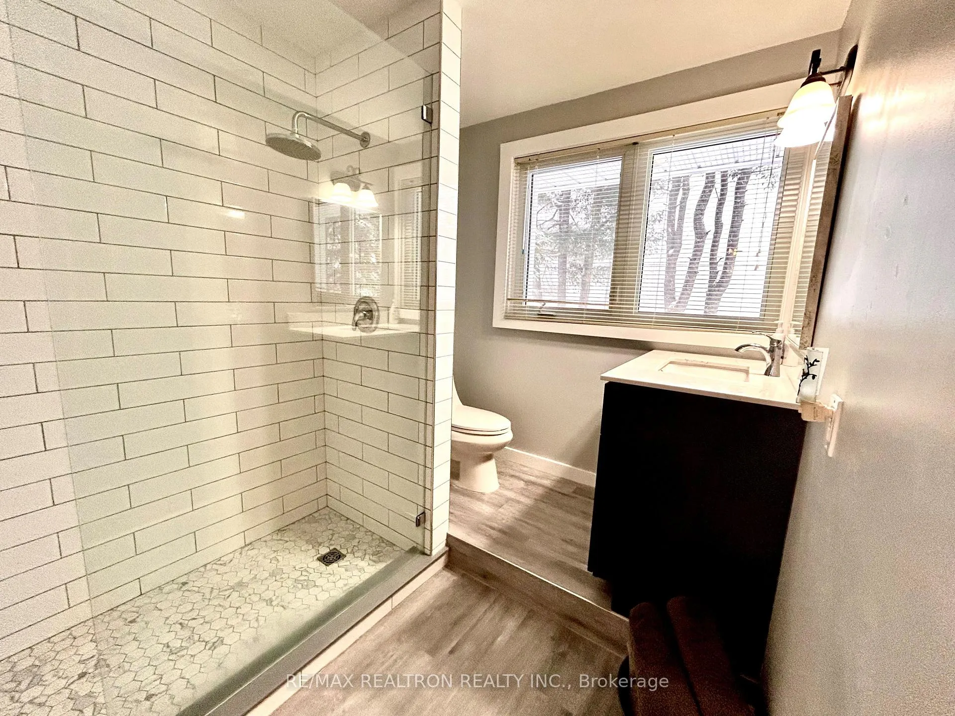 Photo 13 of 1203 St Vincent Street, Springwater, Midhurst — HOMEH